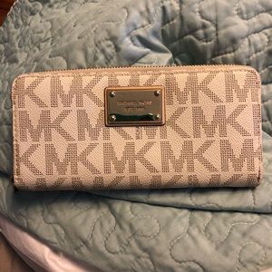Michael Kors wallet